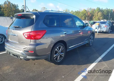 2017 Nissan Pathfinder Platinum z USA, uszkodzony, nr VIN 5N1DR2MN9HC609053